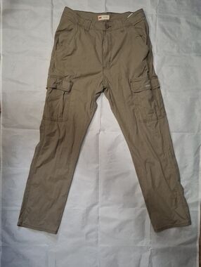 Men's Cargo Pants in Olive Green - Classic Utility Style